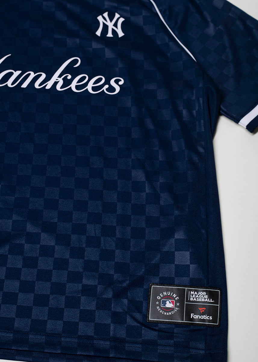 Mitchell &amp; Ness Fanatics NFL New York Yankees Foundation Classic Soccer Jersey 03IF-0AEI-NK-J3M