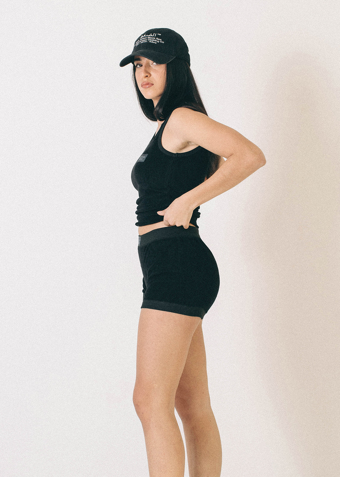 Dangerous Minds W' black under shorts