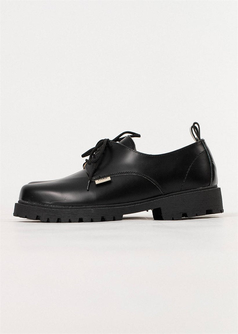 DANGEROUS MINDS 122 Black shoes