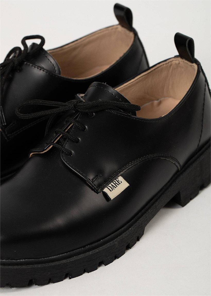 DANGEROUS MINDS 122 Black shoes