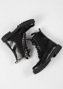 Dangerous Minds 895 black leather high boots