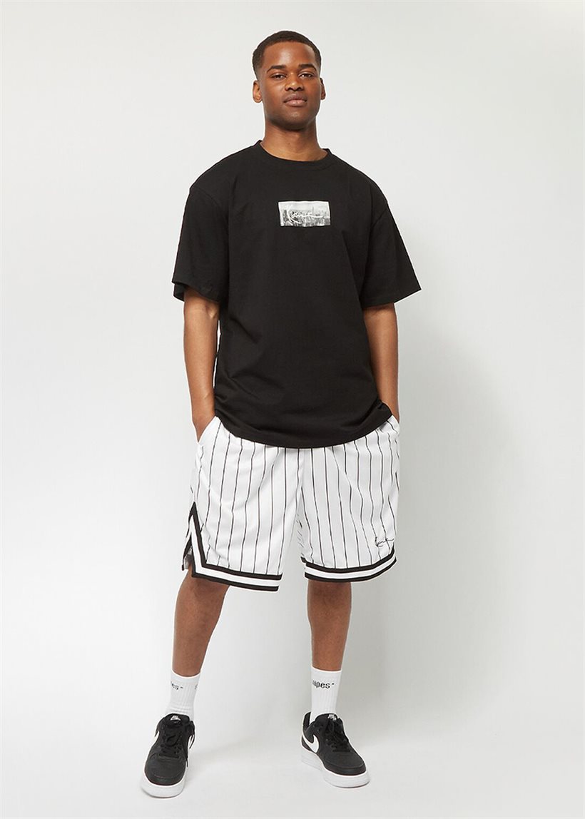 KARL KANI KM-PS011-002 KK Small signature instripe shorts white