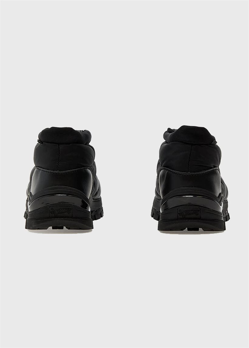 Vans Vault VN0A7Q4WBLK Slip Hiker LX Cabin Fever black