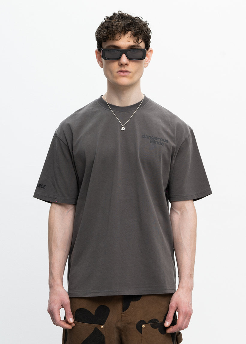 DANGEROUS MINDS Big Dare grey black washed tshirt