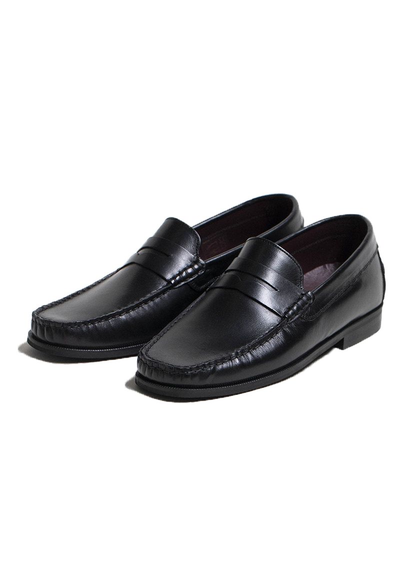 Dangerous Minds 819 classic black loafer