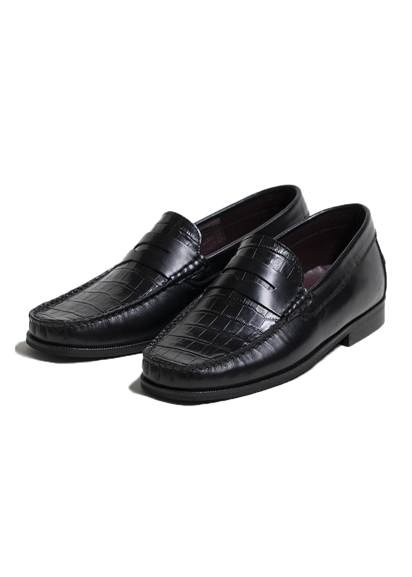 Dangerous Minds 818 black croco loafer