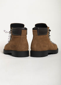 Dangerous Minds 825 brown suede mountain boots