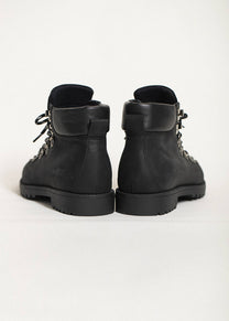 Dangerous Minds 822 black mountain boots