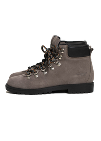 Dangerous Minds 824 olive suede mountains boots
