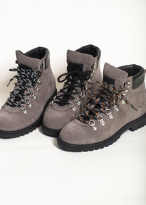DANGEROUS MINDS 824 Suede olive mountains boots