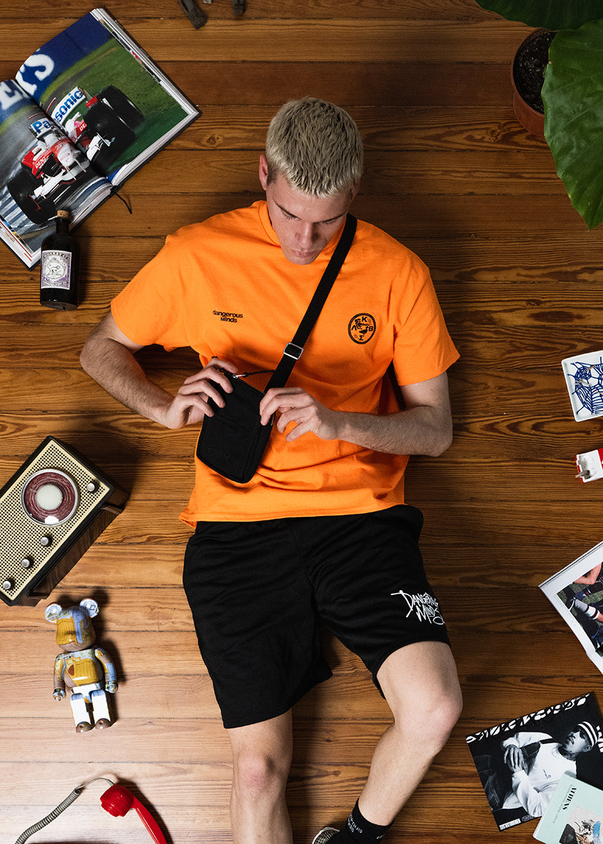 Kaluves Agrioxoiros orange tee