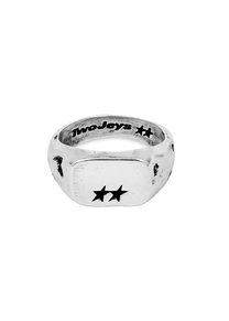 Twojeys Elongated ring