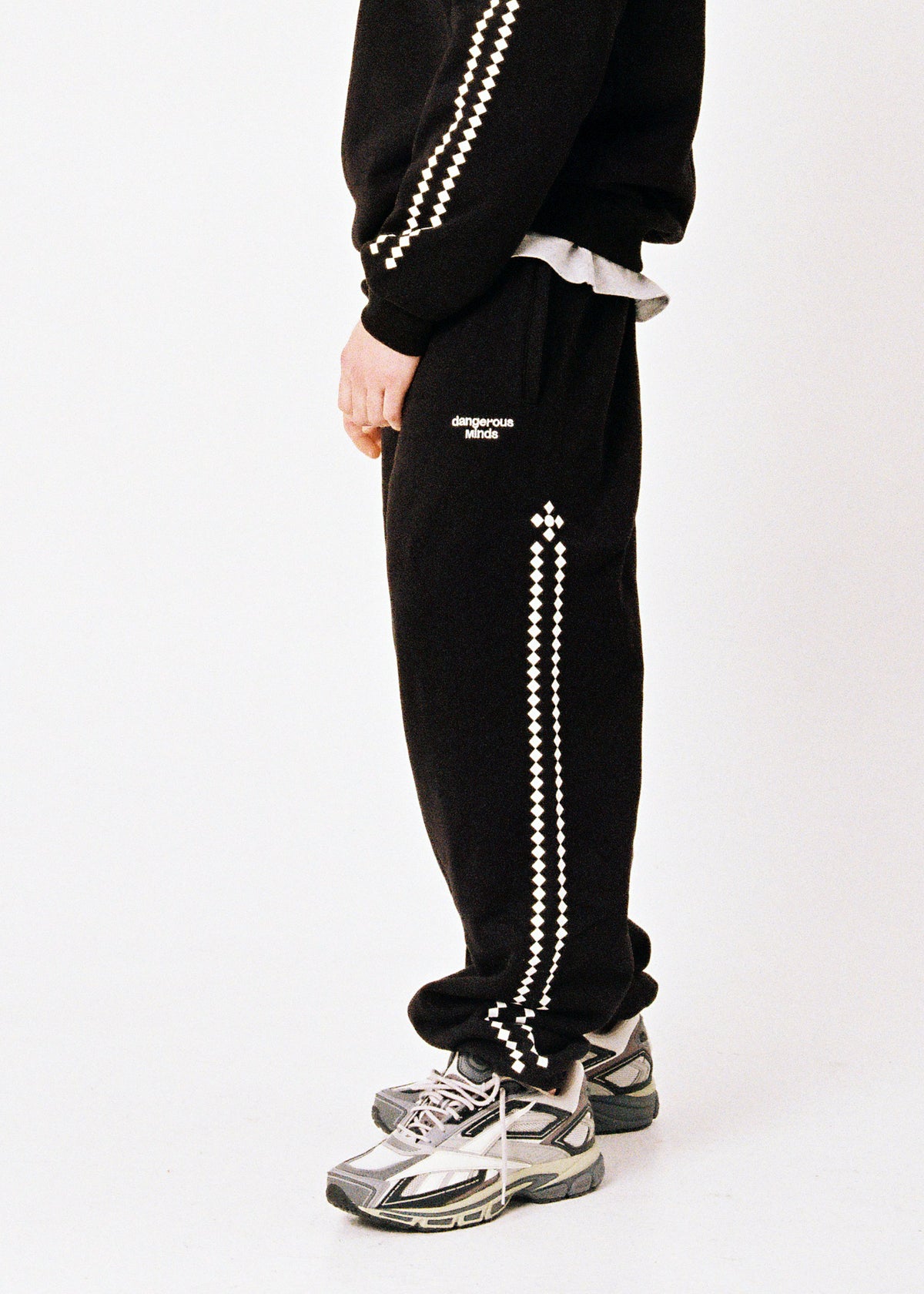 Dangerous Minds SPORT black sweatpants