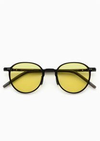 Akila Laguna 2213 02 78 black yellow lenses