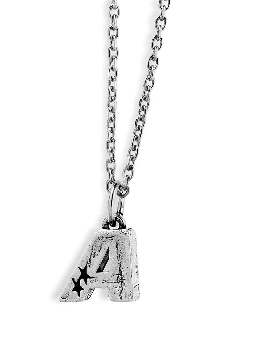 Twojeys A silver necklace