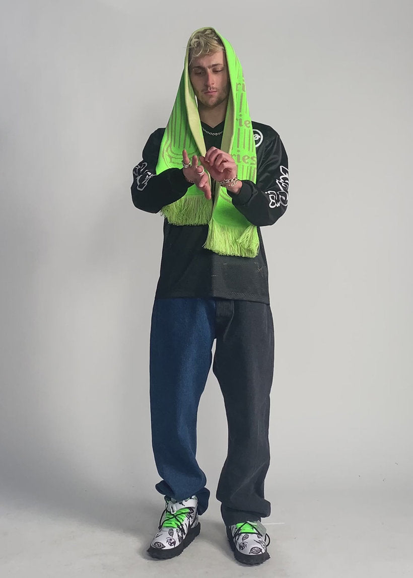 Aries Column fluoro green scarf