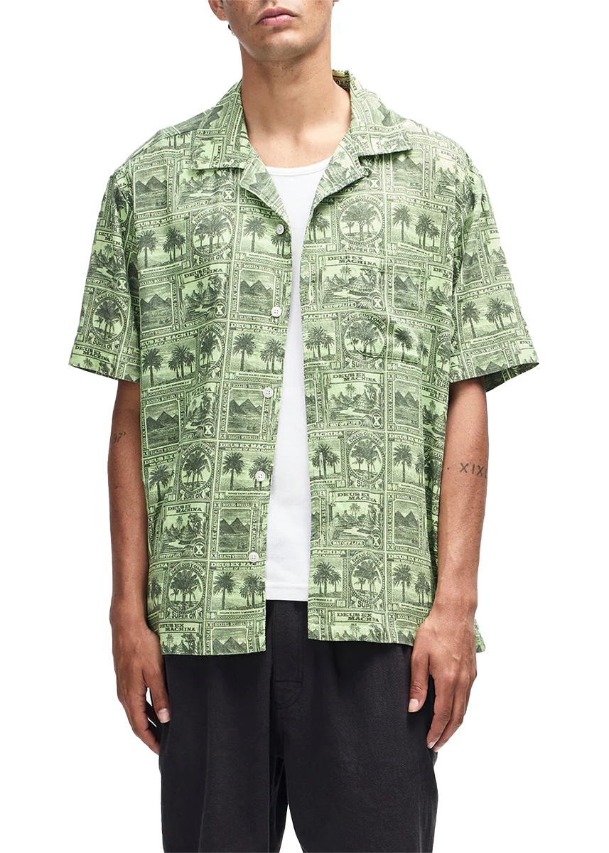 Deus Ex Machina Mail Man green shirt