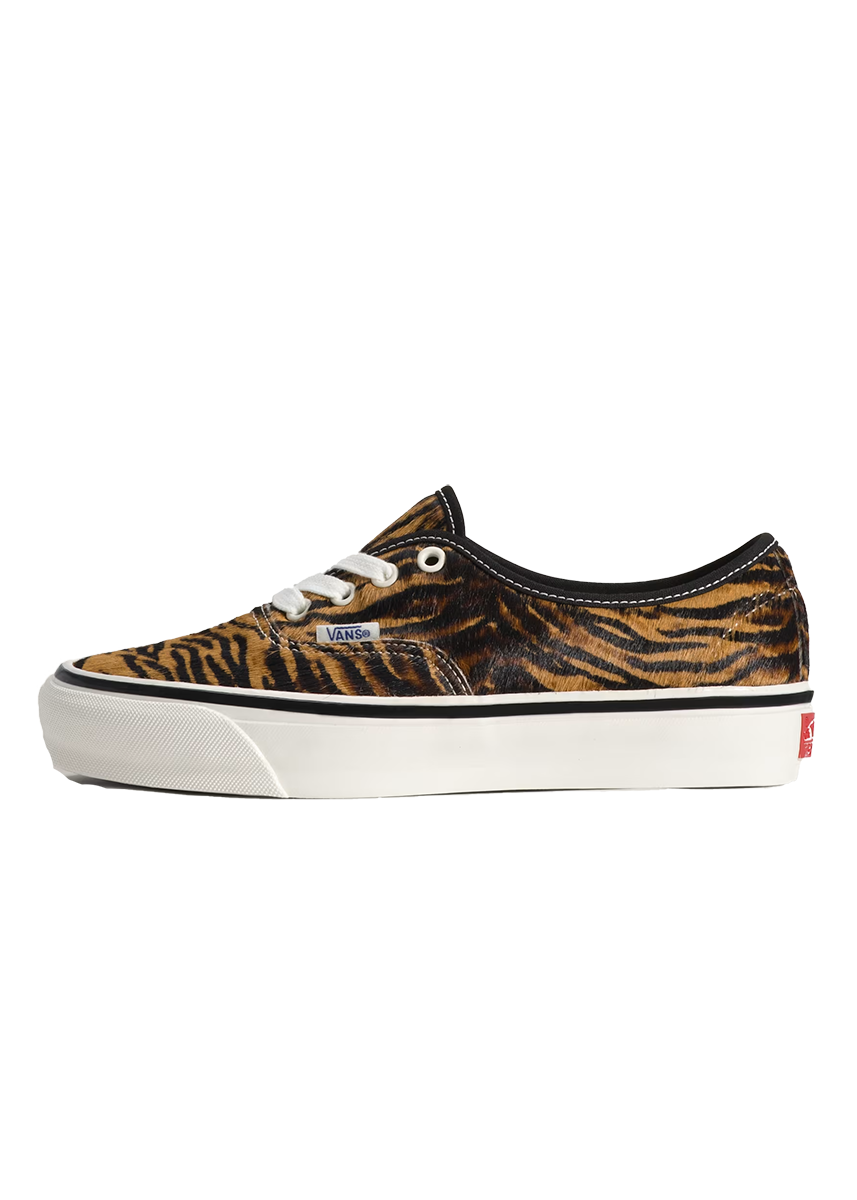 Vans VN000EK49R61 LX Authentic 44 Pony Hair tiger black
