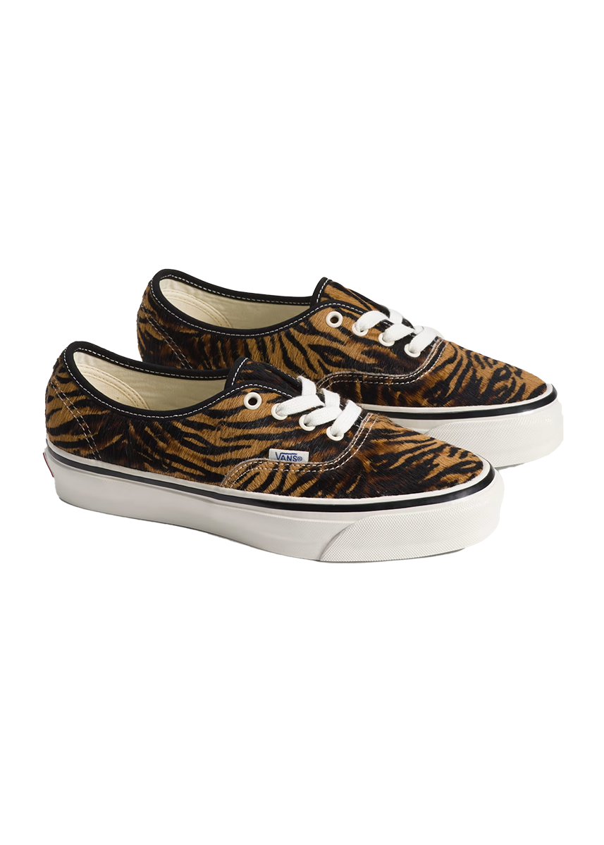 Vans VN000EK49R61 LX Authentic 44 Pony Hair tiger black