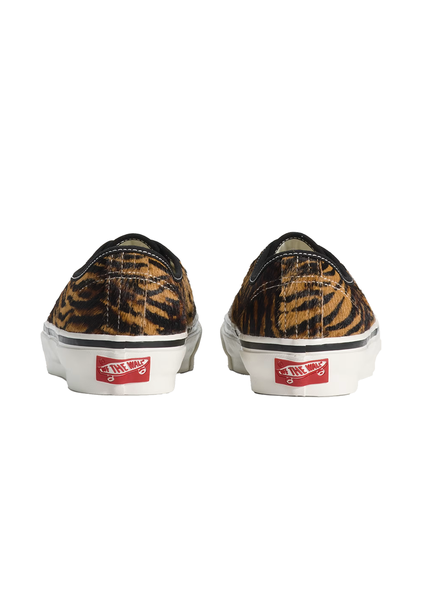 Vans VN000EK49R61 LX Authentic 44 Pony Hair tiger black