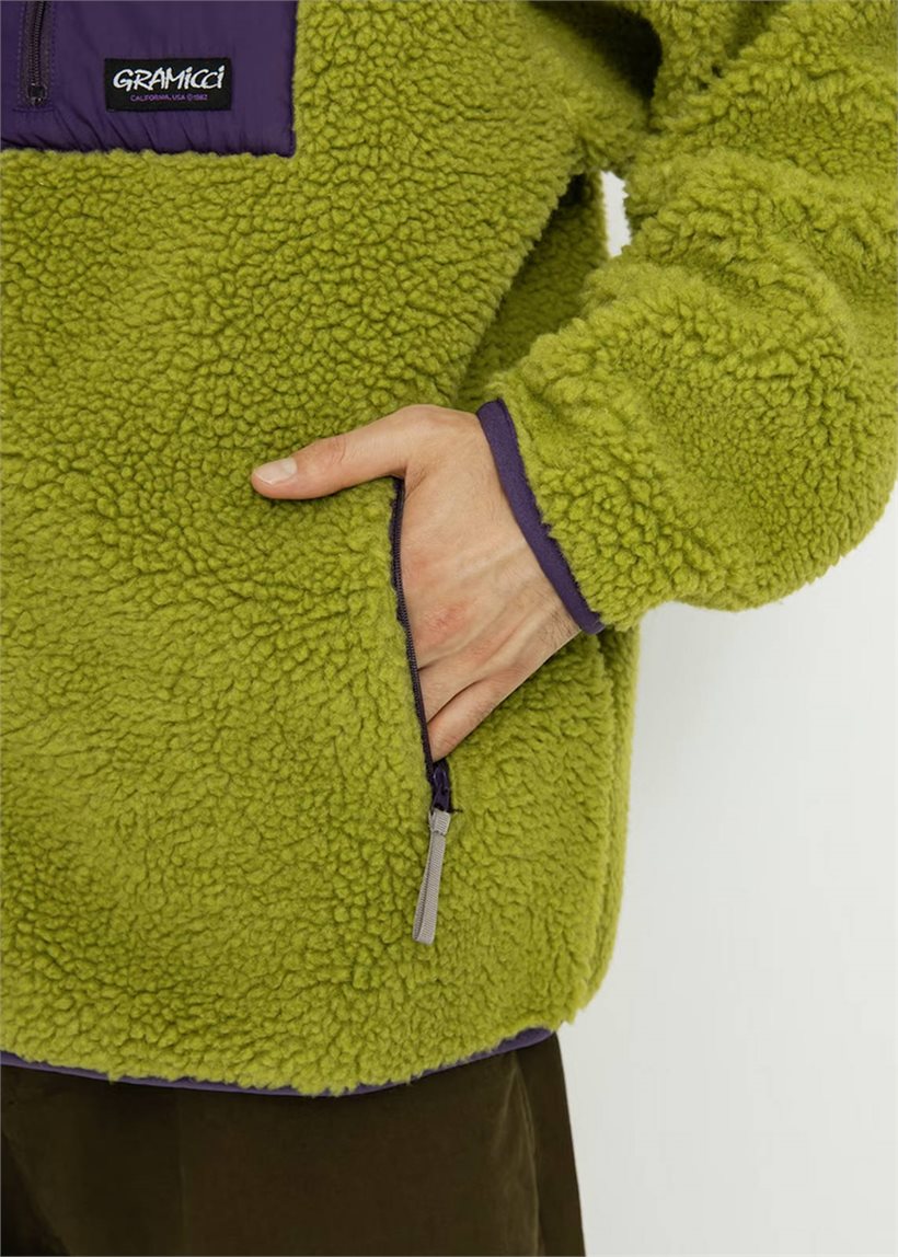 Gramicci G3FU-J061 Sherpa dusted lime jacket