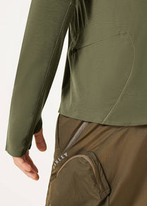 Oakley Latitude Flight Shell boulder green tee