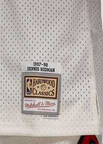 Mitchell &amp; Ness NBA Swingman Bulls 1997 Dennis Rodman cream jersey