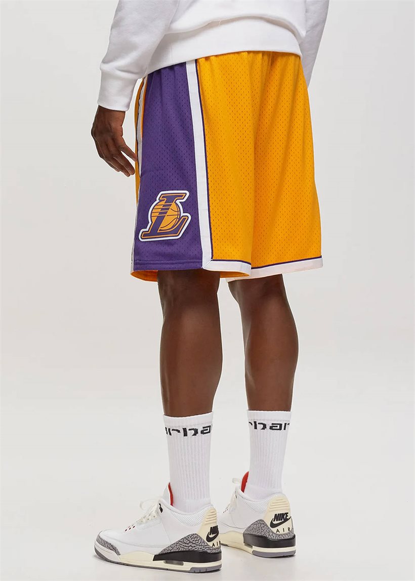 Mitchell &amp; Ness NBA Swingman Road Lakers 90 yellow shorts