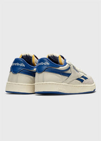 Reebok 100001284 Club C Revenge vintage chalk/CROYAL/EXCRE