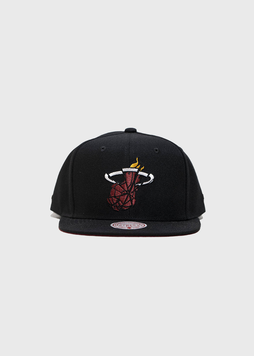 Mitchell &amp; Ness NBA Shattered Hat black snapback