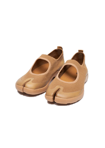 Tabi light brown sandals